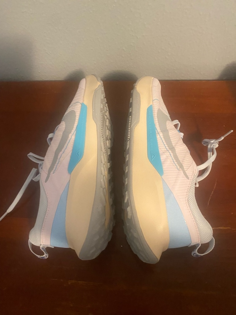 Nike WMNS Juniper Trail 2 in Pearl Pink and Blue